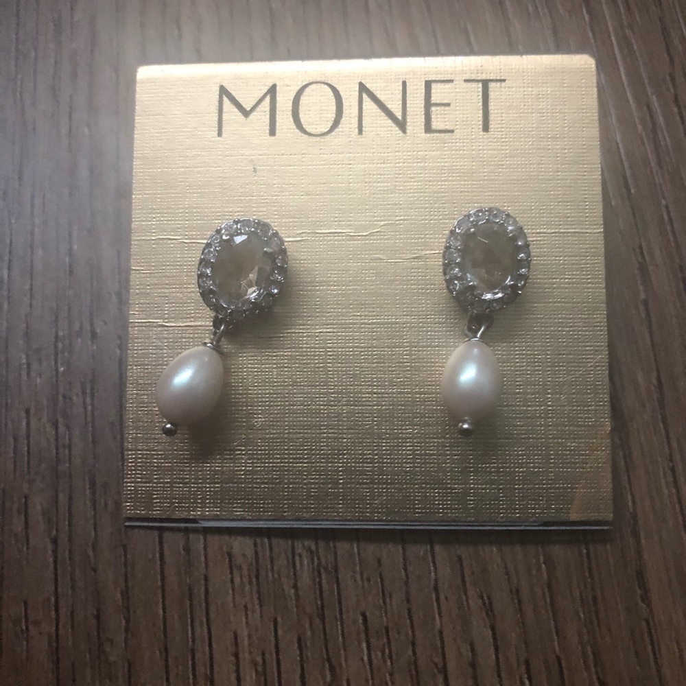 Monet Pearl & CZ EARRINGS-new, with tags - Picture 5 of 8